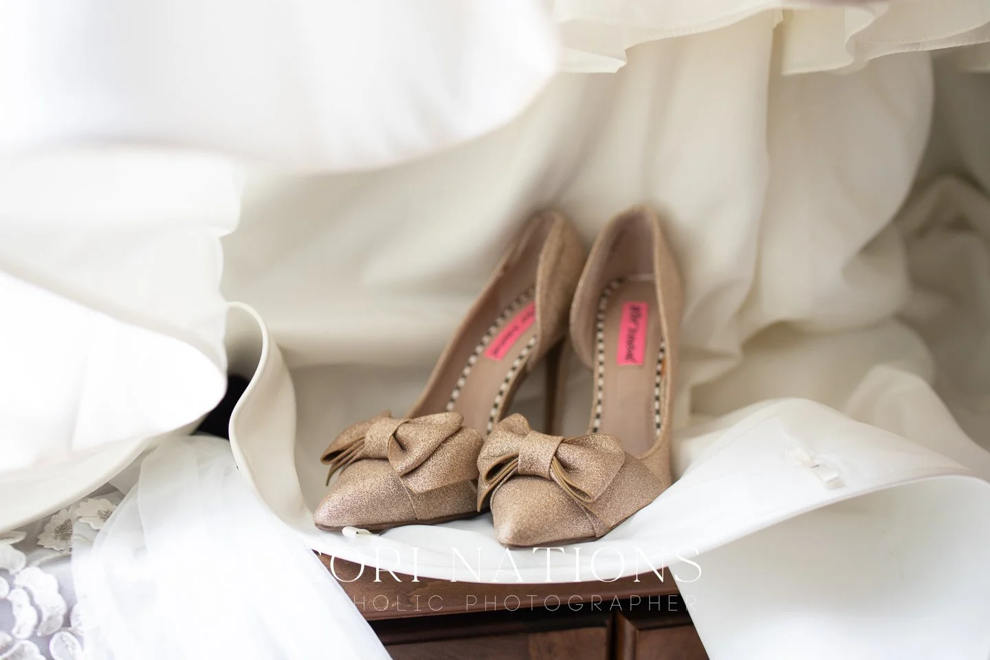 STL_Catholic_Photographer_Getting Ready-177.jpg