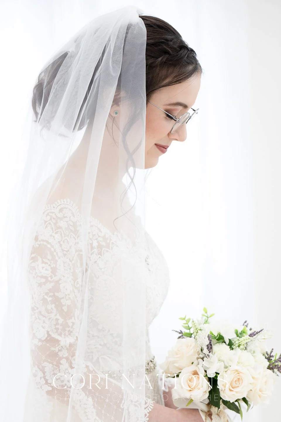 STL_Catholic_Photographer_Getting Ready-42.jpg