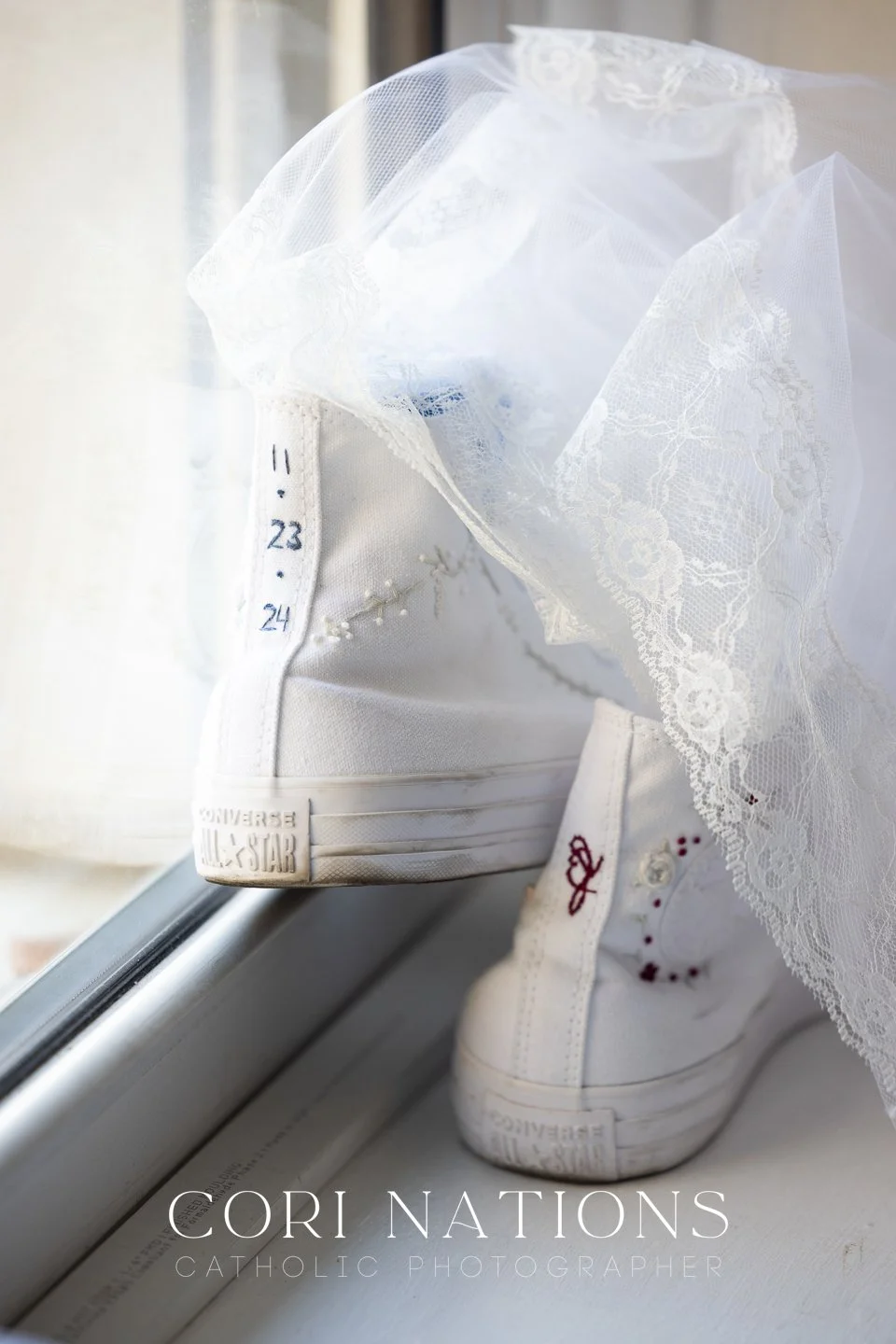STL_Catholic_Photographer_Getting Ready-66.jpg