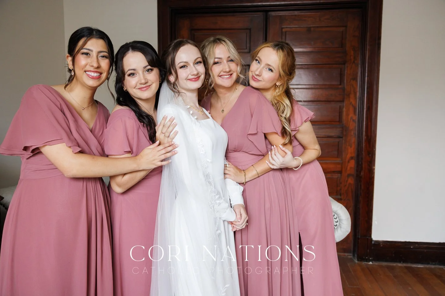 STL_Catholic_Photographer_Getting Ready-52.jpg