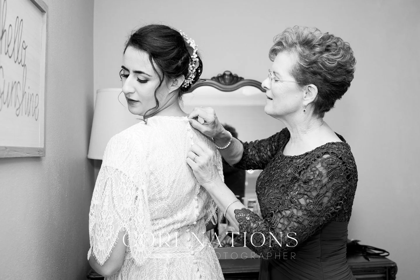 STL_Catholic_Photographer_Getting Ready-157.jpg