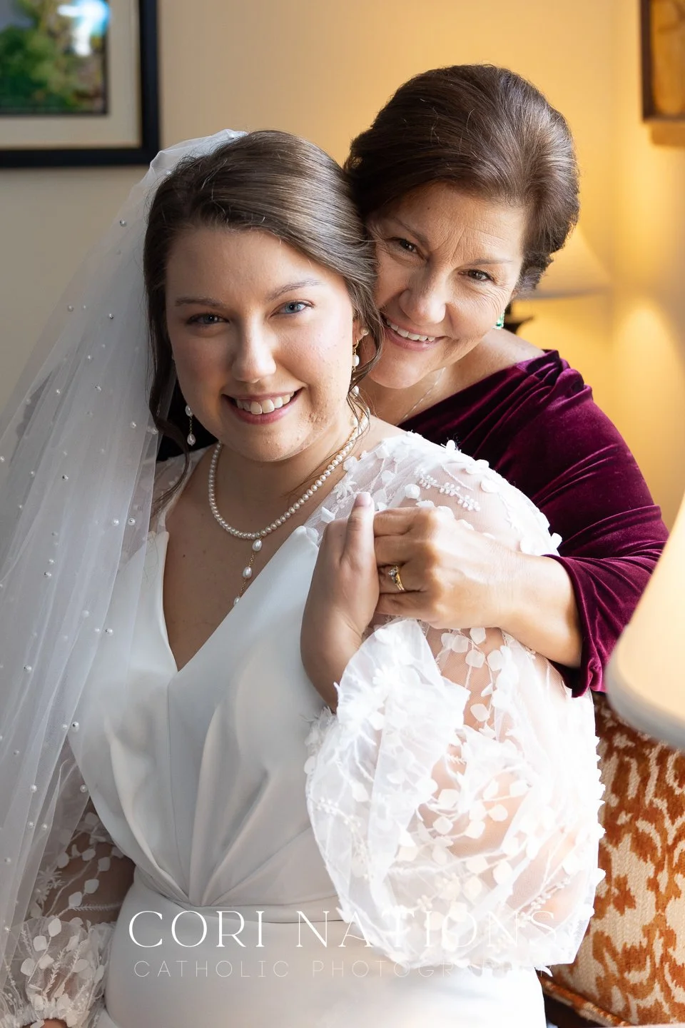 STL_Catholic_Photographer_Getting Ready-151.jpg