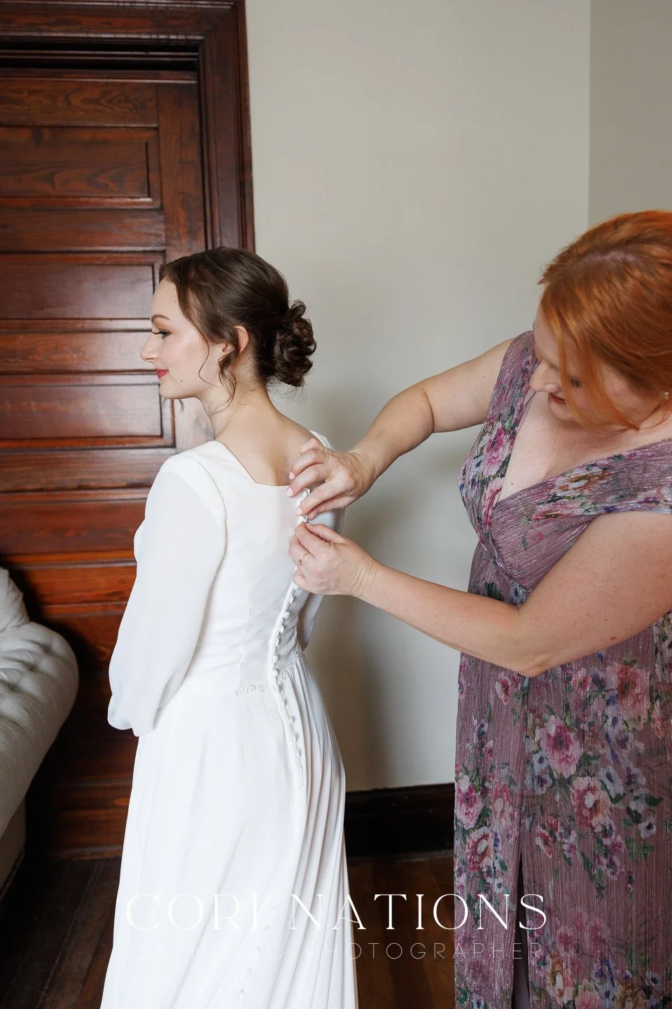 STL_Catholic_Photographer_Getting Ready-51.jpg