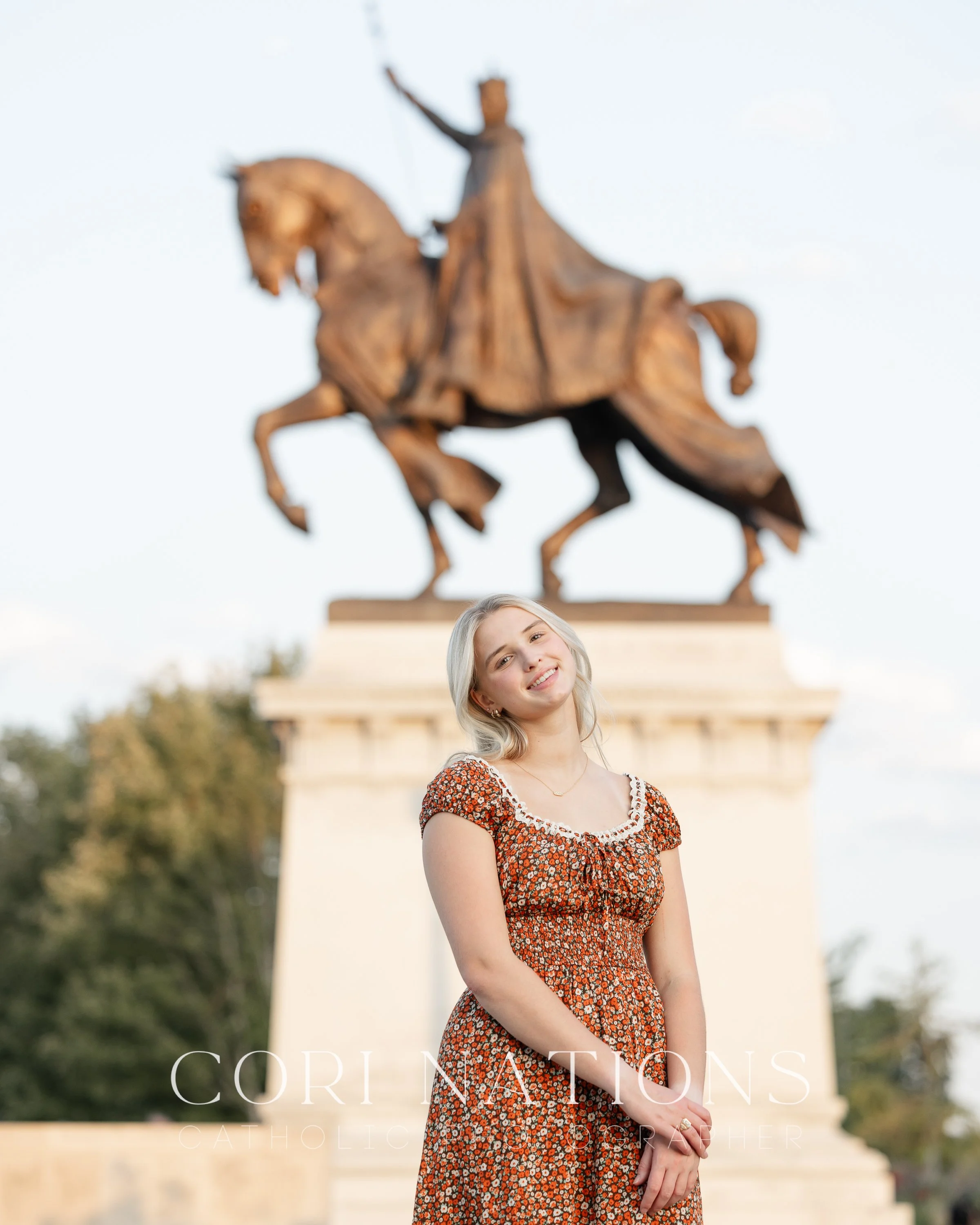 St_Louis_Catholic_Senior_Photographer_Cor_Jesu-8.jpg