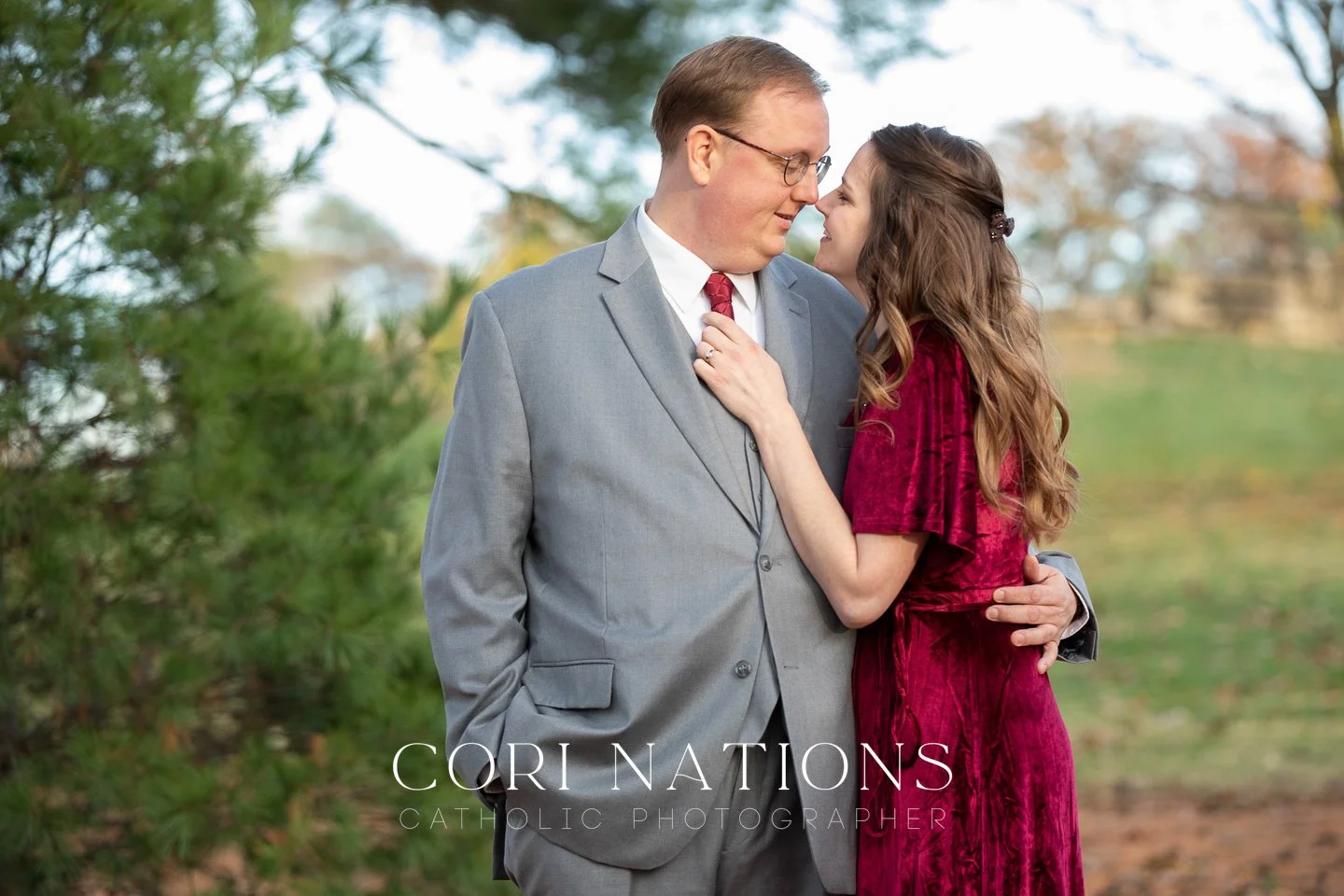 St_Louis_Catholic_Engagement_Photographer-14.jpg