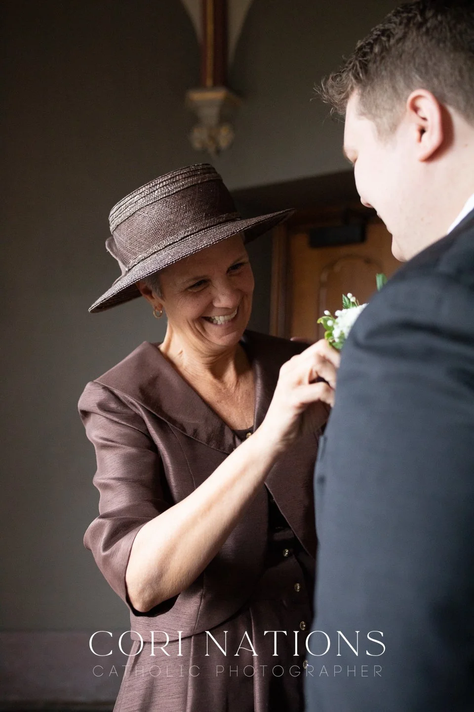 STL_Catholic_Photographer_Getting Ready-161.jpg