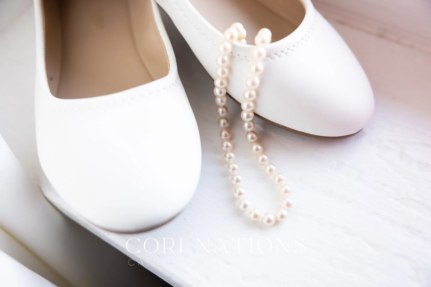 STL_Catholic_Photographer_Getting Ready-65.jpg