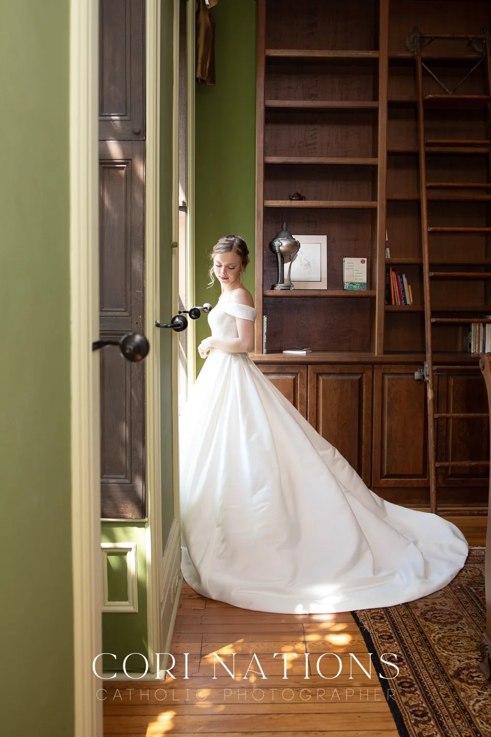 STL_Catholic_Photographer_Getting Ready-175.jpg