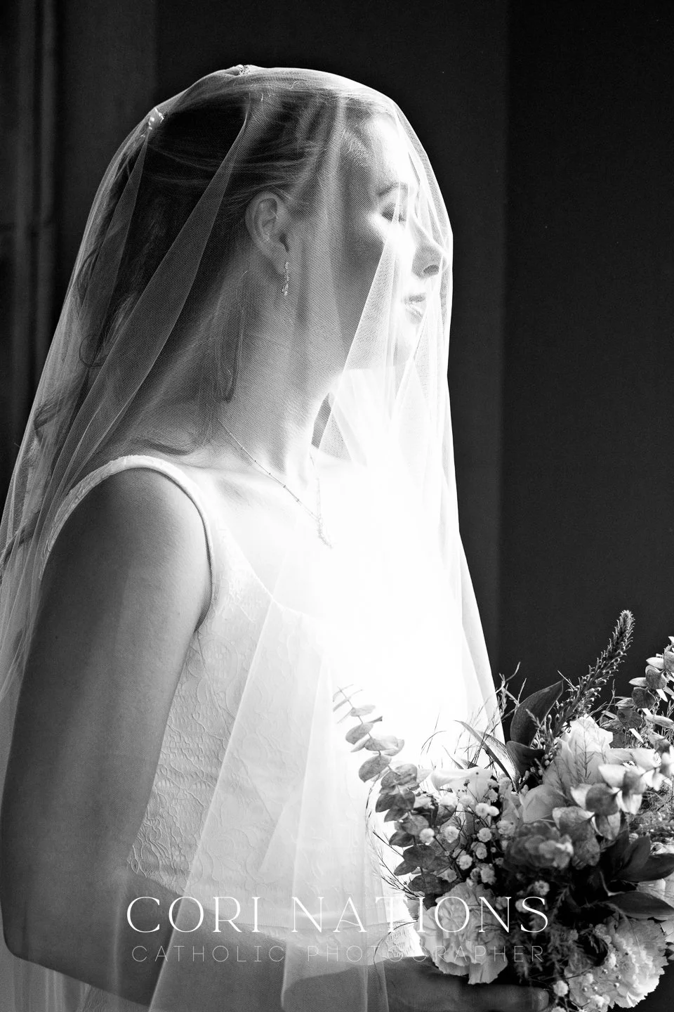STL_Catholic_Photographer_Getting Ready-120.jpg