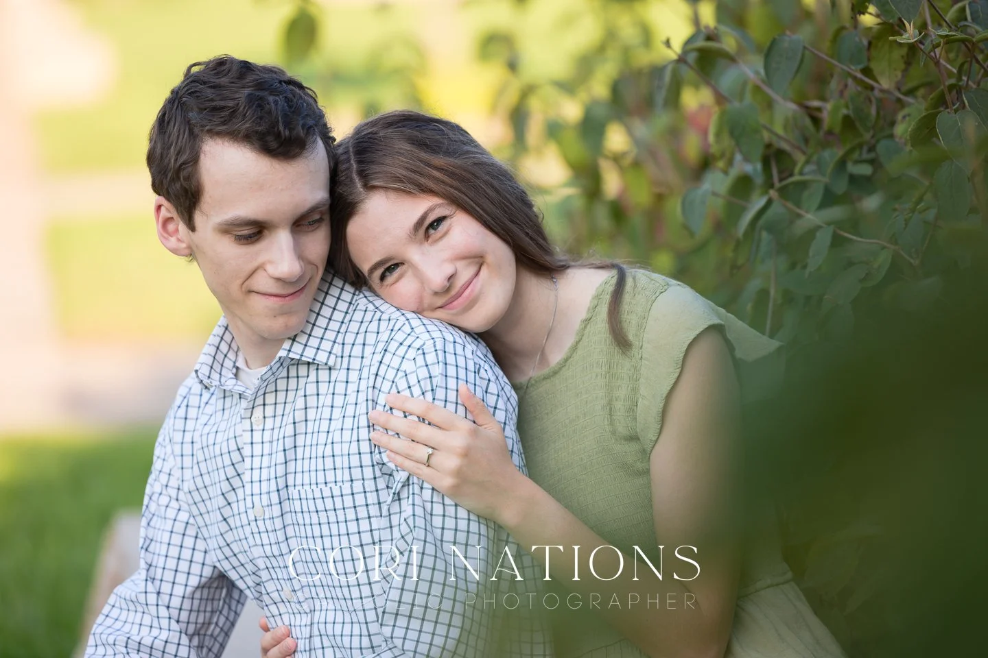 St_Louis_Catholic_Engagement_Photographer-32.jpg