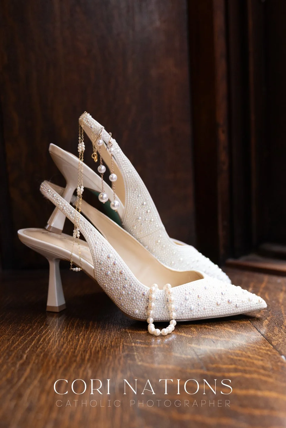 STL_Catholic_Photographer_Getting Ready-106.jpg