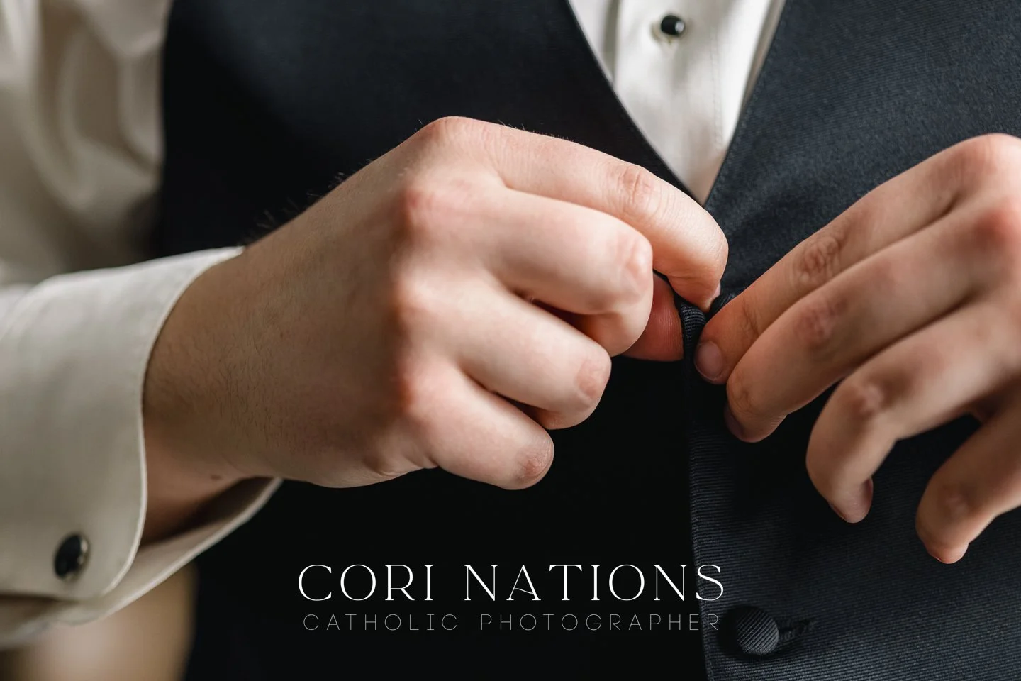 STL_Catholic_Photographer_Getting Ready-97.jpg