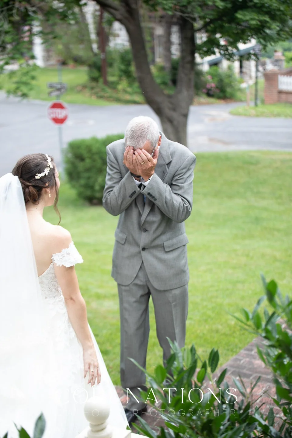 STL_Catholic_Photographer_Getting Ready-144.jpg