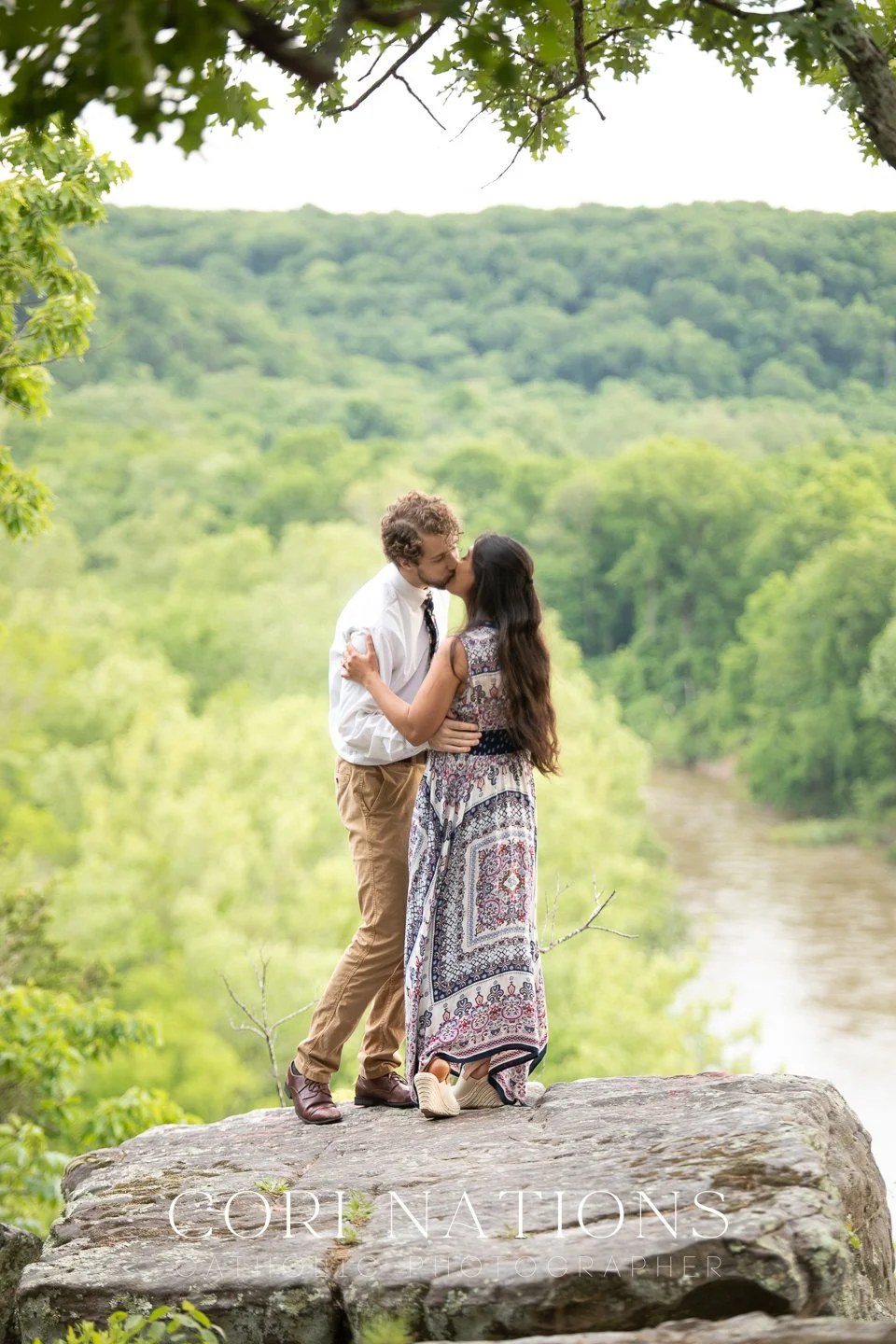 St_Louis_Catholic_Engagement_Photographer-108.jpg