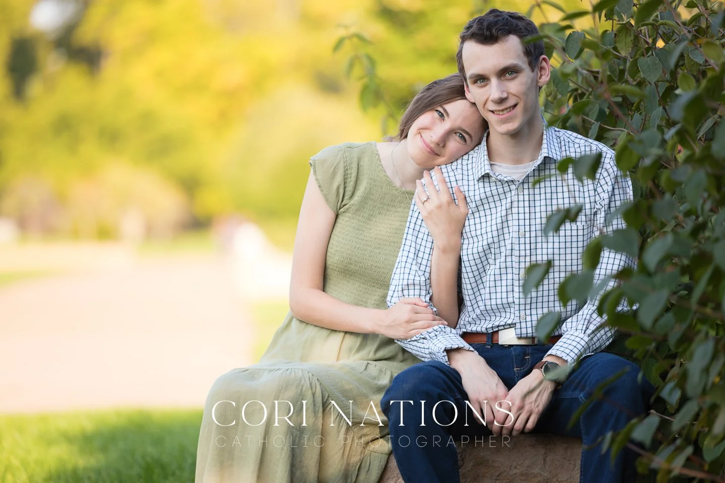 St_Louis_Catholic_Engagement_Photographer-31.jpg