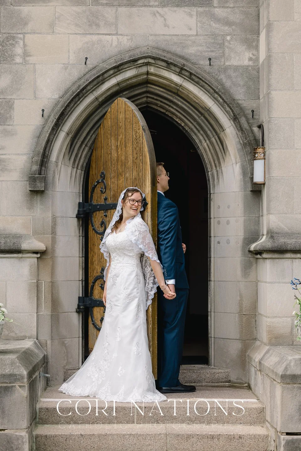 STL_Catholic_Photographer_First_Touch-14.jpg