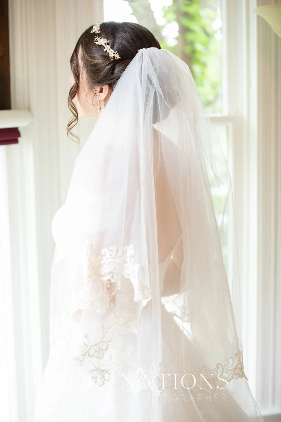 STL_Catholic_Photographer_Getting Ready-143.jpg