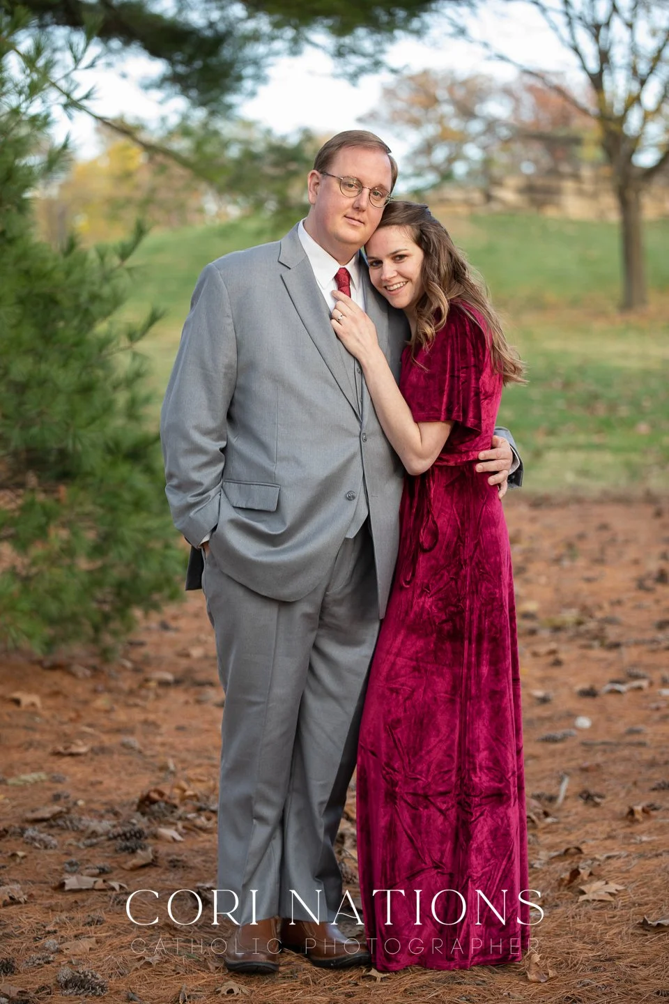 St_Louis_Catholic_Engagement_Photographer-15.jpg