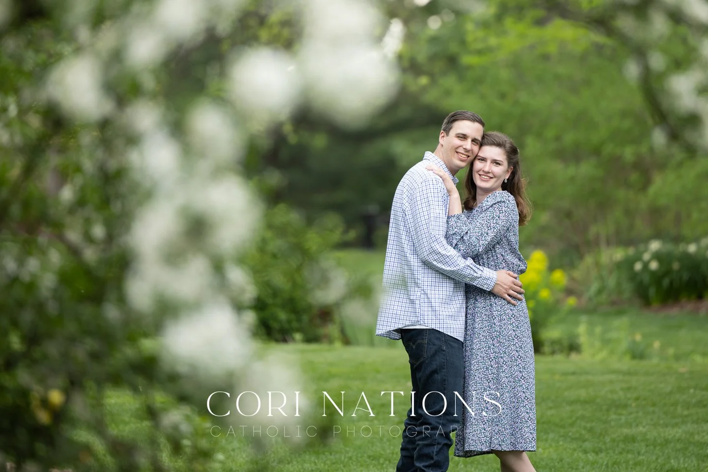 St_Louis_Catholic_Engagement_Photographer-94.jpg