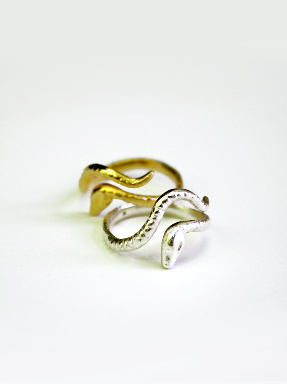 thin-wrap-around-snake-ring.jpg