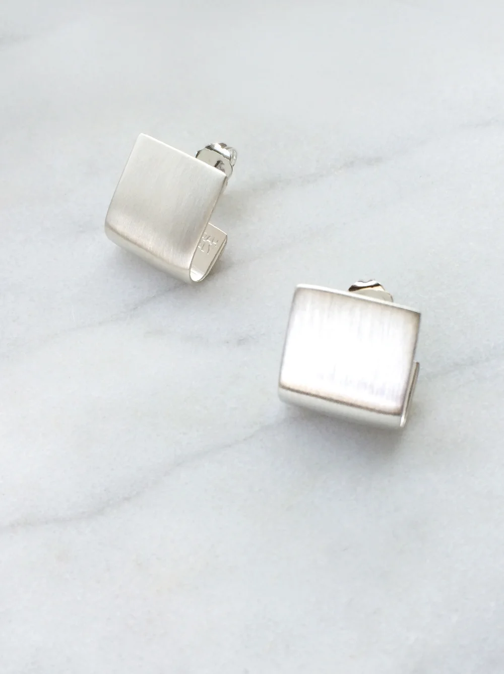PLATEAU STUDS_SS_SAV_MARBLE_SIZED.jpg