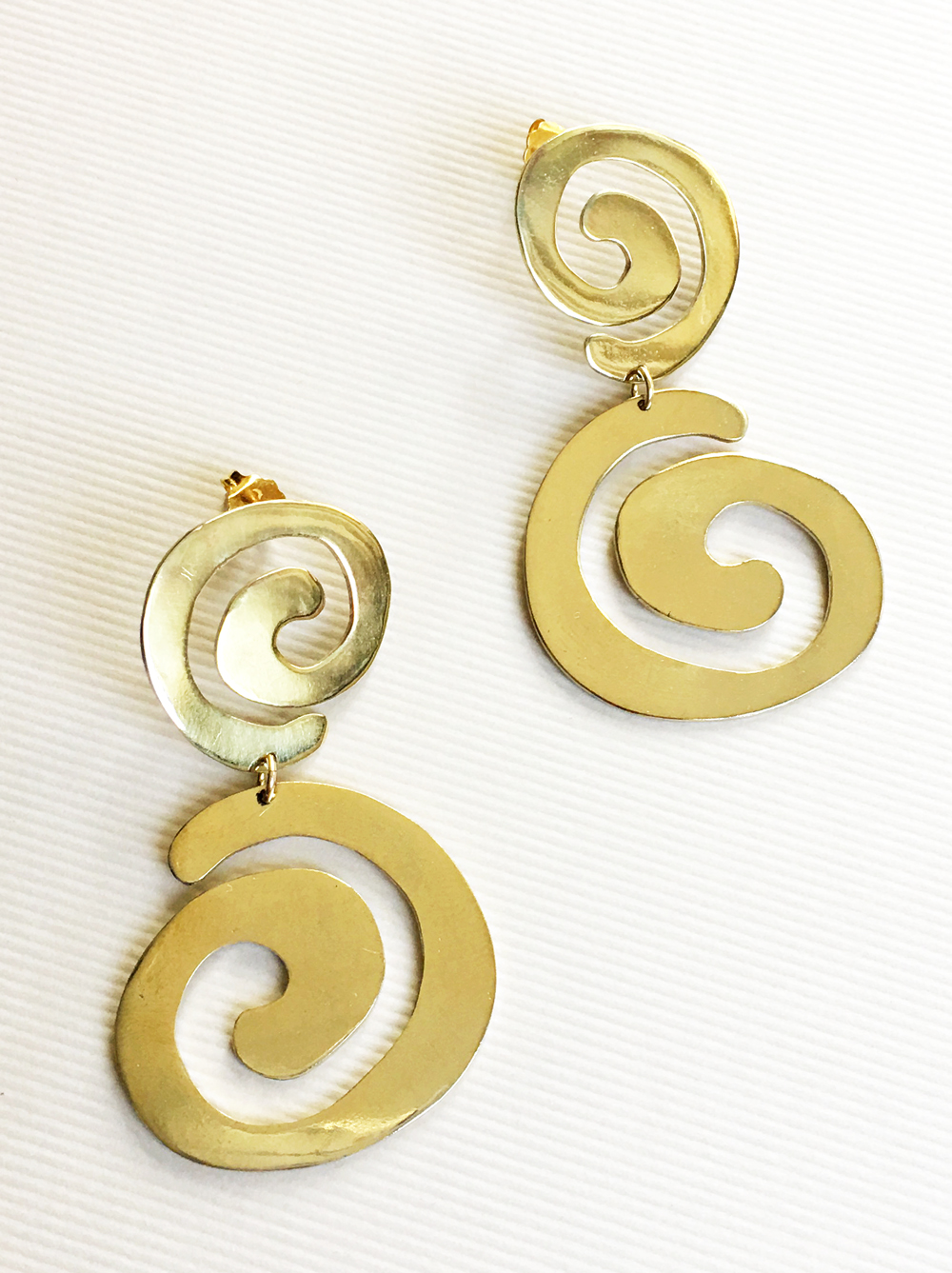 CALDER SPIRAL STUDS_PINKPAPER_SIZED.jpg