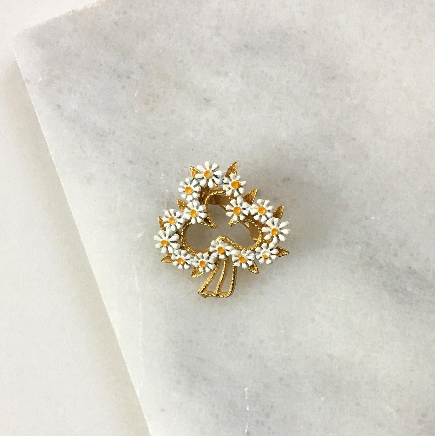 https://i.etsystatic.com/18371887/r/il/94db8c/2084898949/il_fullxfull.2084898949_34sk.jpg