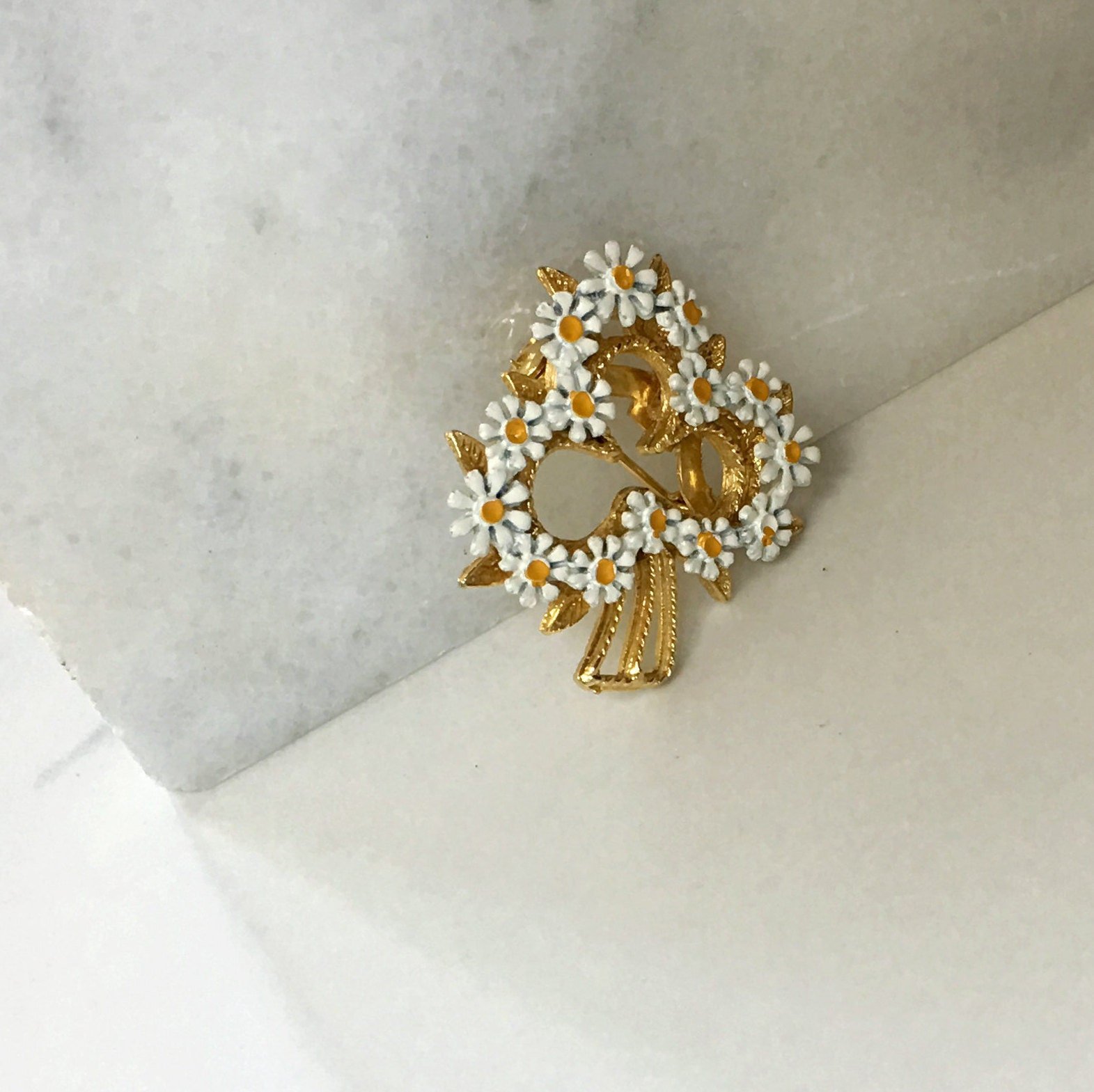 https://i.etsystatic.com/18371887/r/il/a44694/2084900043/il_fullxfull.2084900043_g0lo.jpg