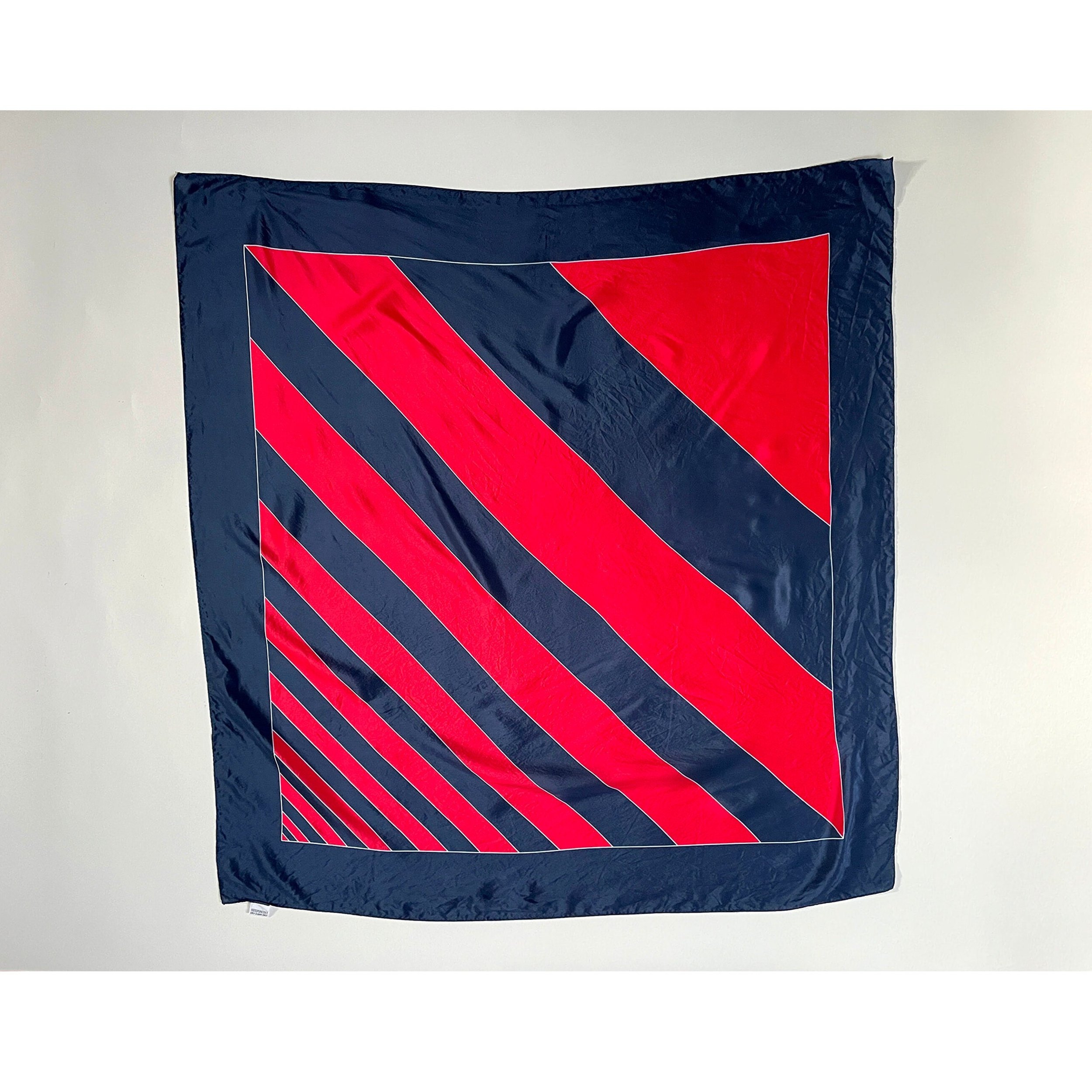 https://i.etsystatic.com/18371887/r/il/490cf8/6060037286/il_fullxfull.6060037286_9kp4.jpg