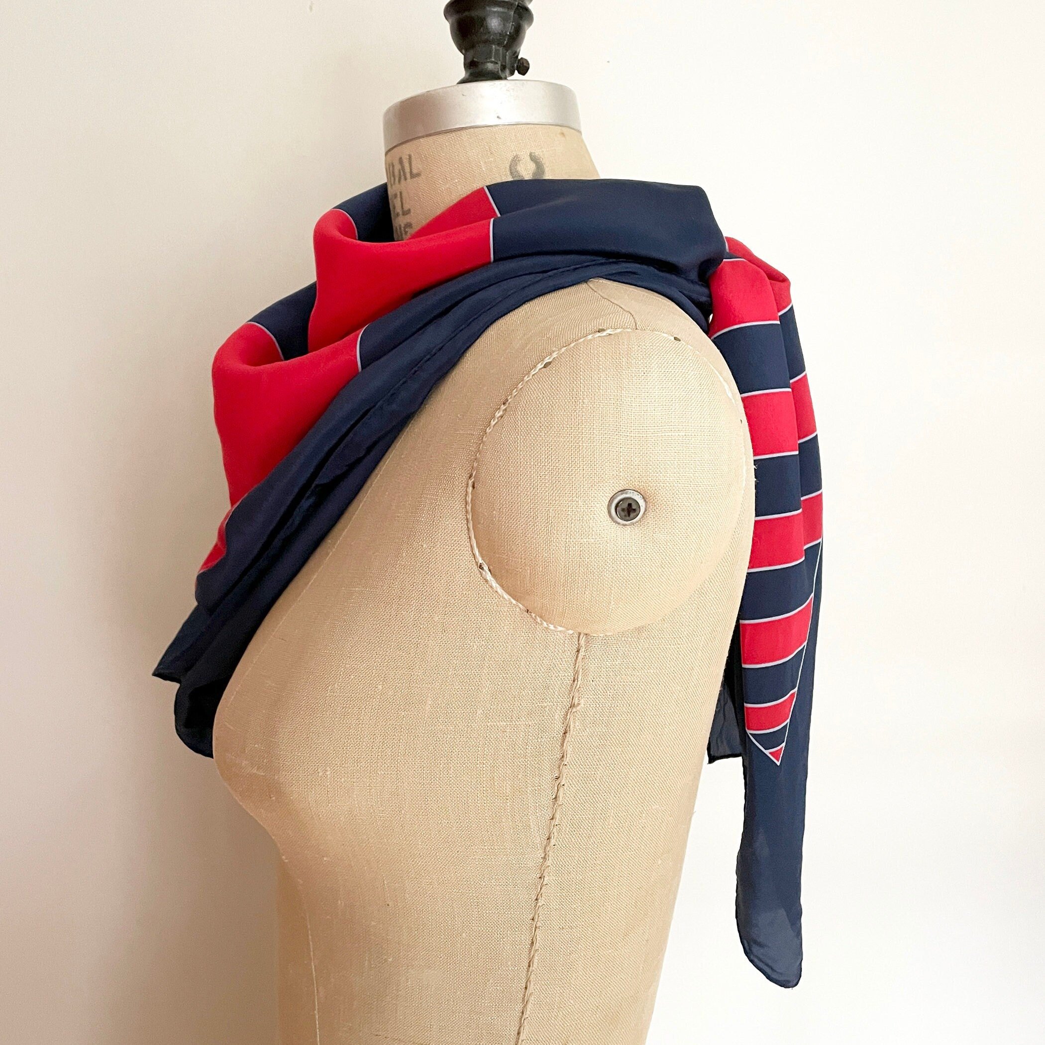 https://i.etsystatic.com/18371887/r/il/9e93d7/6060038328/il_fullxfull.6060038328_53s0.jpg