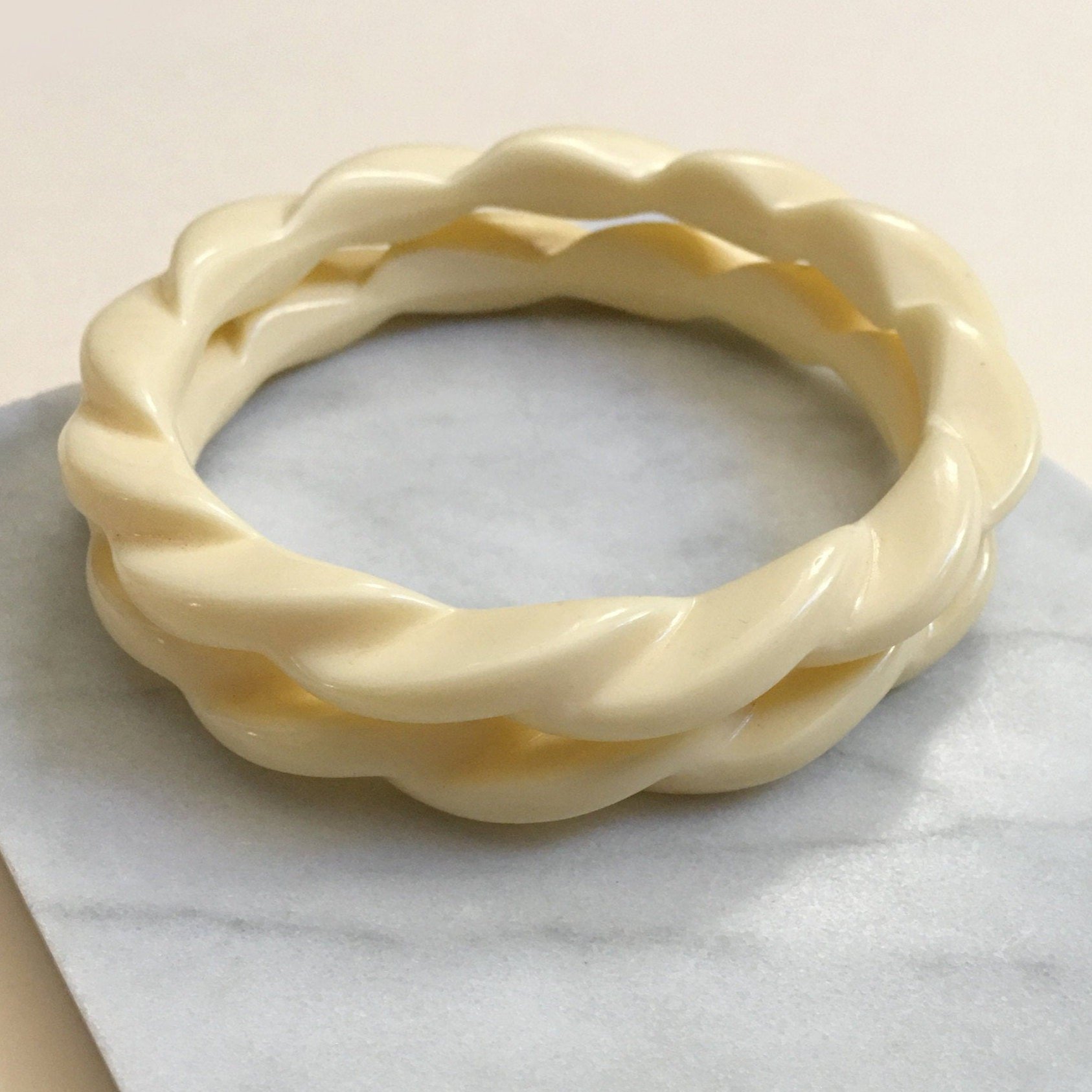 https://i.etsystatic.com/18371887/r/il/213398/2169072690/il_fullxfull.2169072690_5ekj.jpg