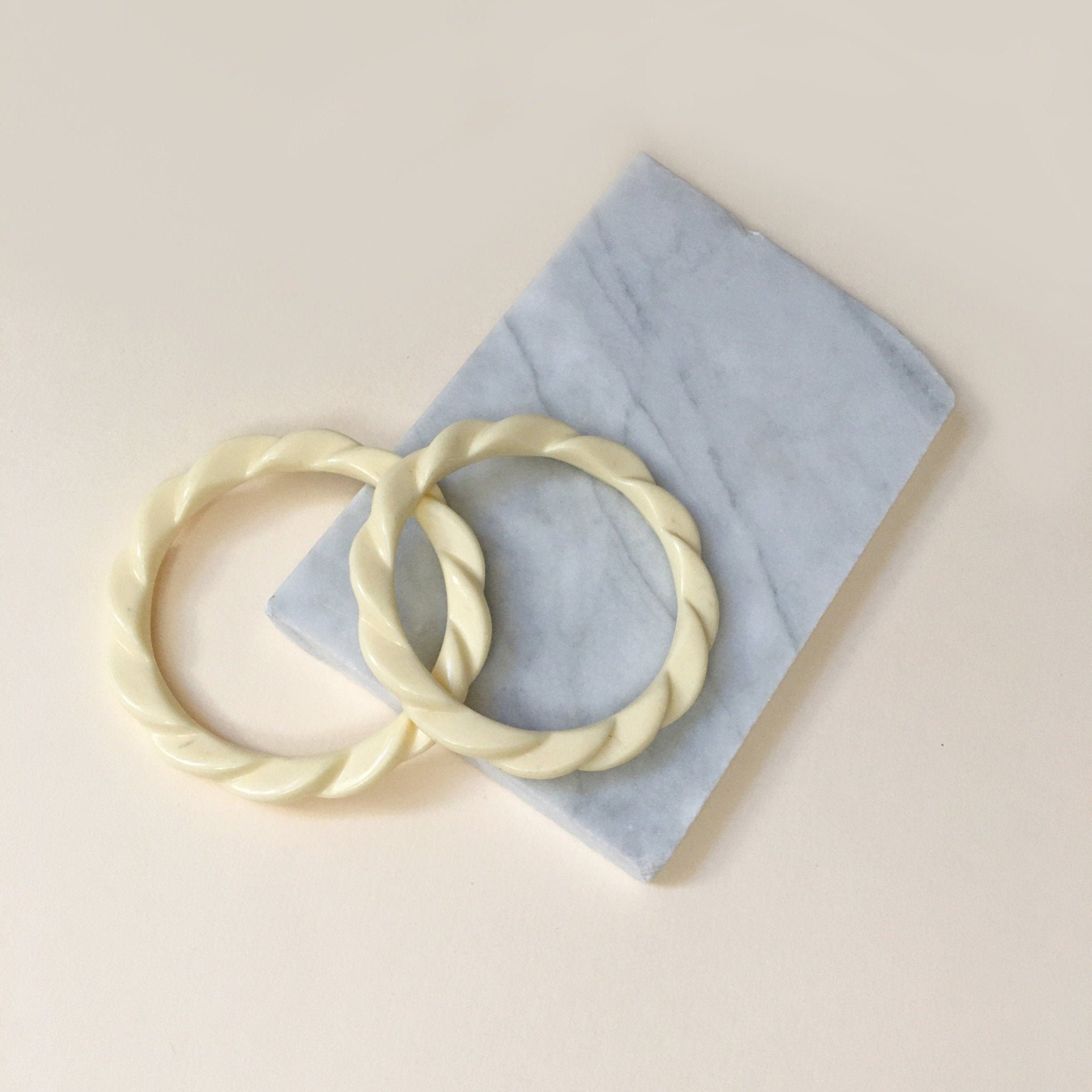 https://i.etsystatic.com/18371887/r/il/ac1407/2169062512/il_fullxfull.2169062512_fwla.jpg