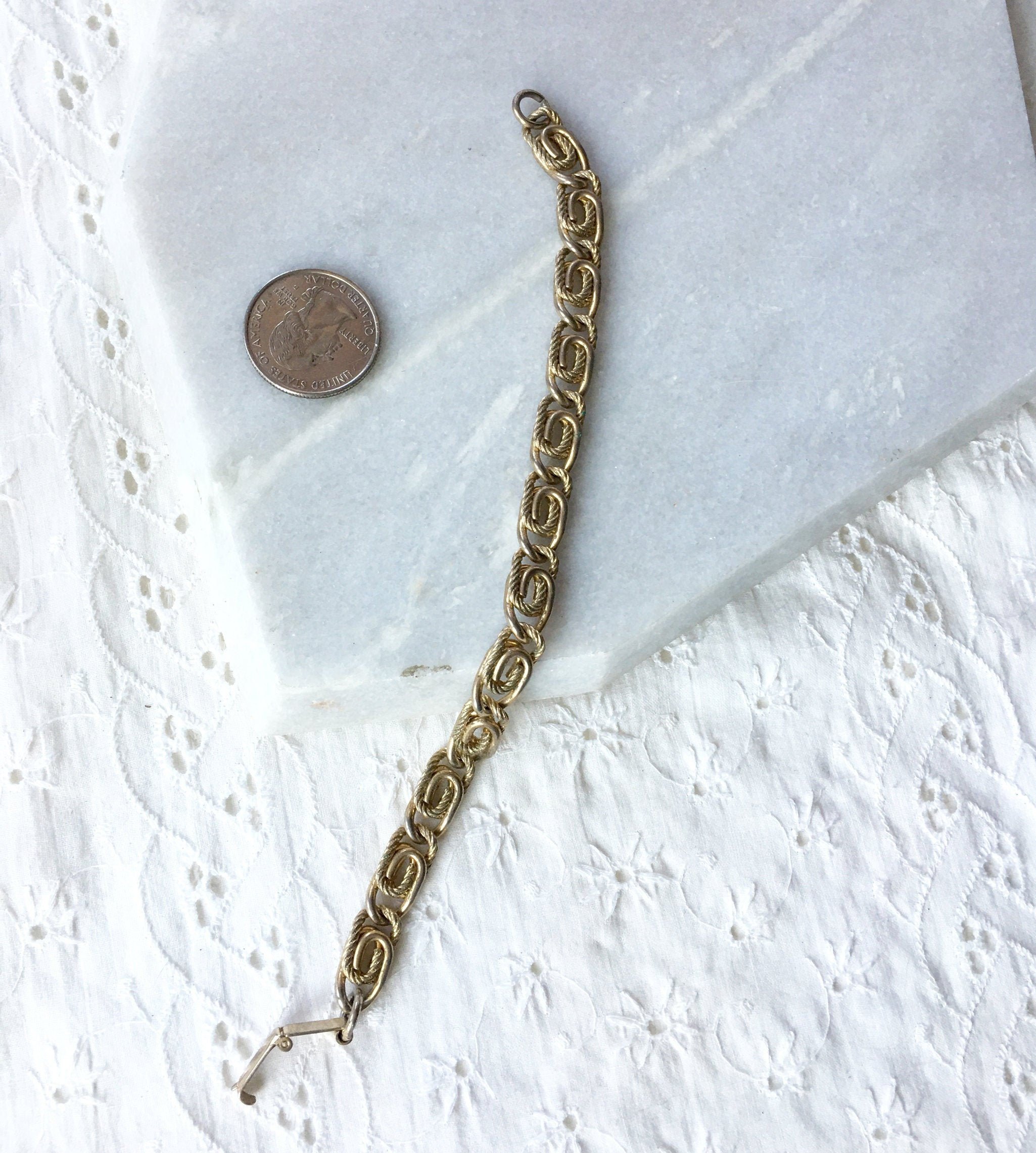 https://i.etsystatic.com/18371887/r/il/9abd52/3105613442/il_fullxfull.3105613442_3ijt.jpg