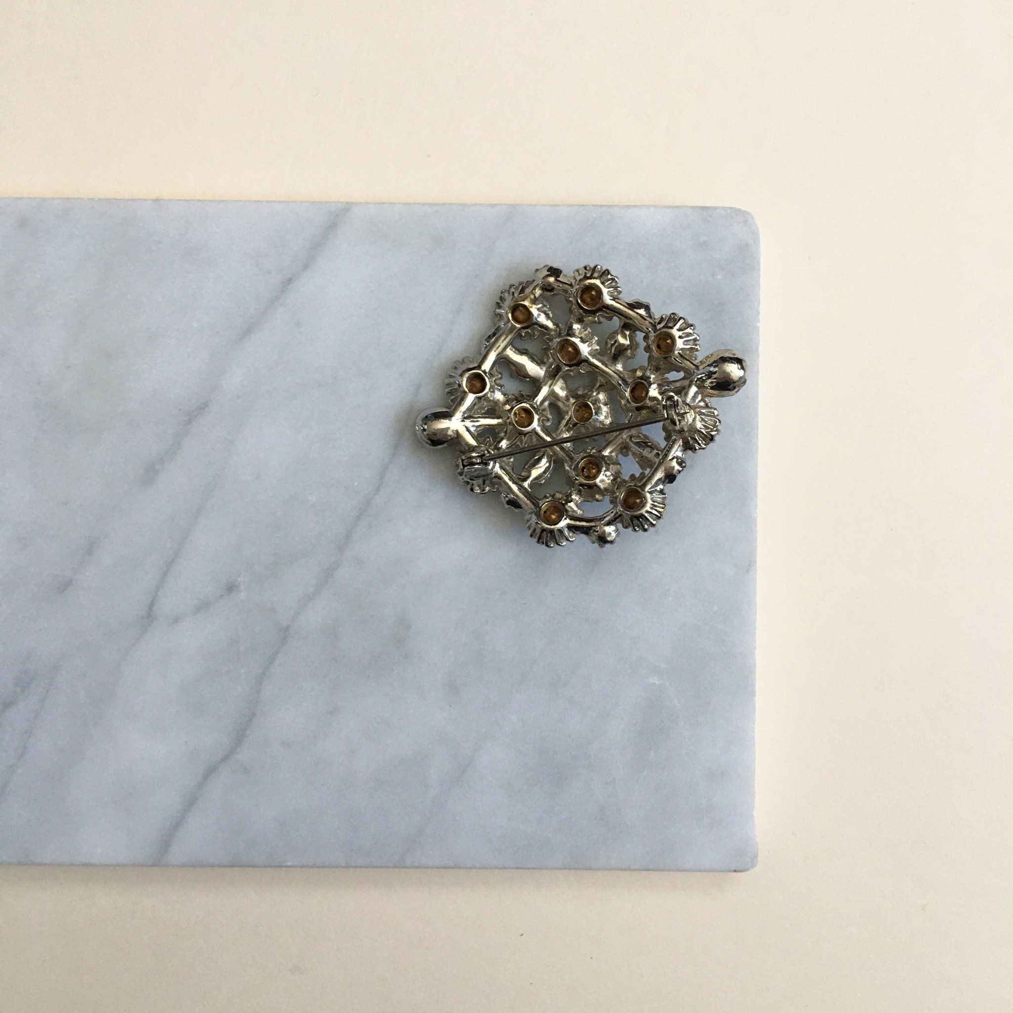https://i.etsystatic.com/18371887/r/il/973c03/3079172851/il_fullxfull.3079172851_cqvp.jpg
