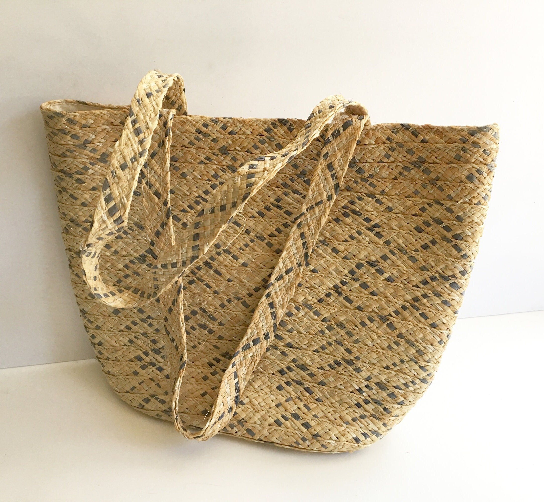 https://i.etsystatic.com/18371887/r/il/60c52a/4103487615/il_fullxfull.4103487615_dyme.jpg
