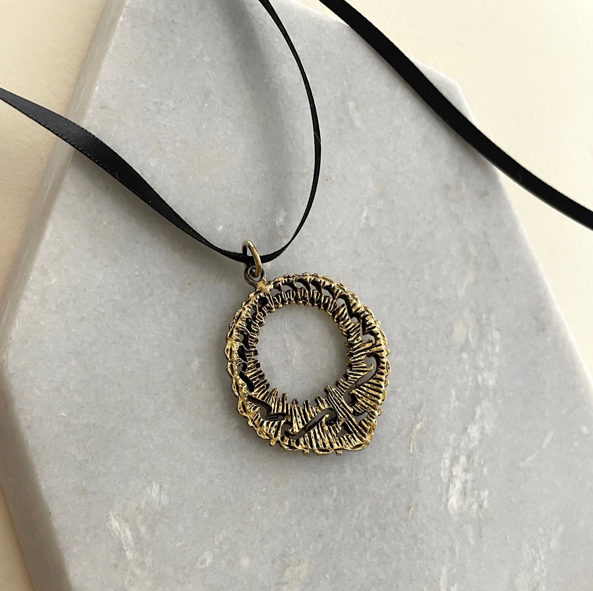 https://i.etsystatic.com/18371887/r/il/5d9e1a/4773795773/il_fullxfull.4773795773_itun.jpg