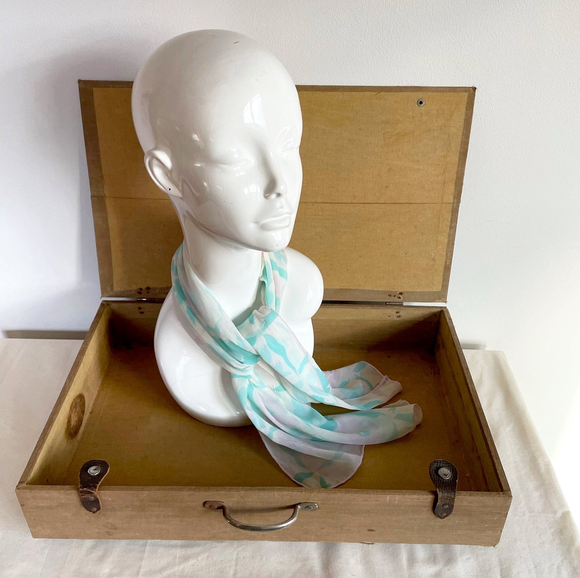 https://i.etsystatic.com/18371887/r/il/61aba9/4757670501/il_fullxfull.4757670501_co7w.jpg