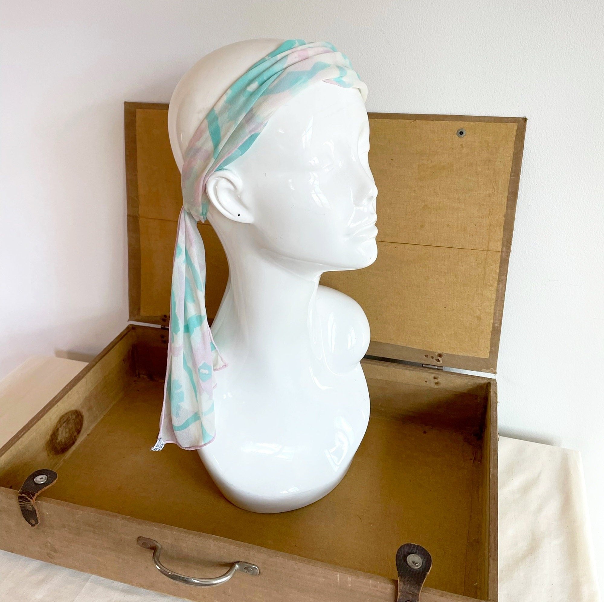 https://i.etsystatic.com/18371887/r/il/c30a53/4709428554/il_fullxfull.4709428554_bmts.jpg