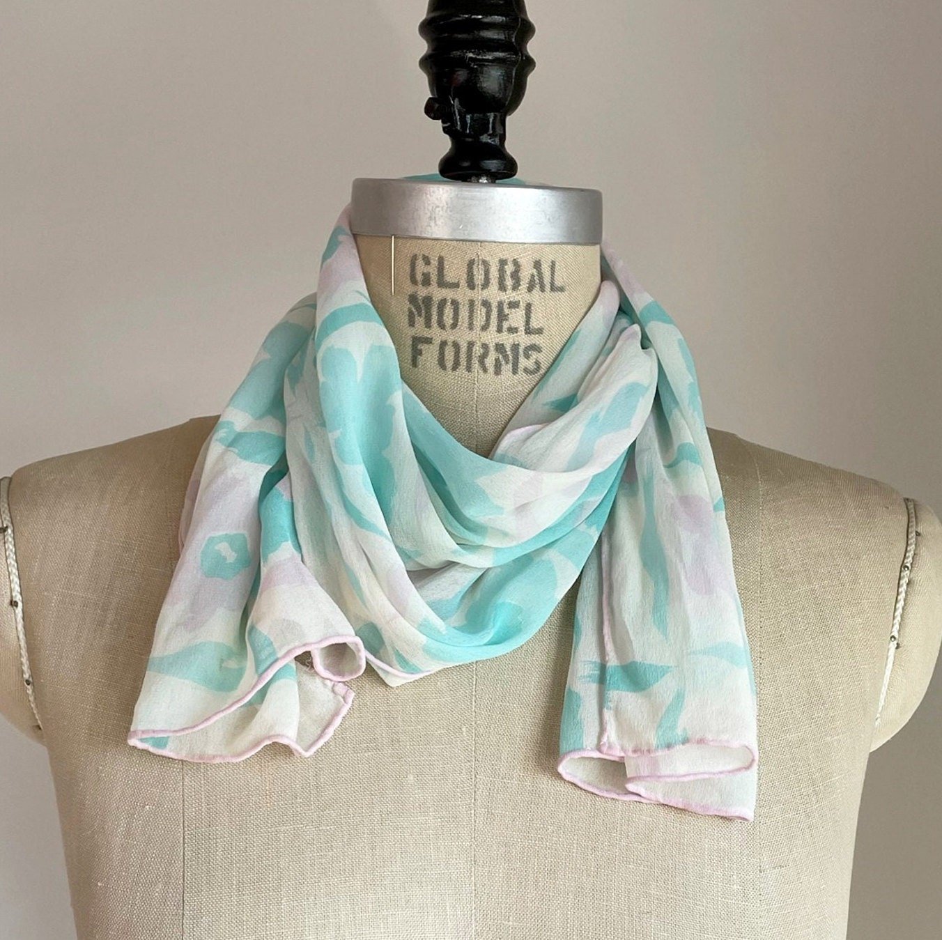 https://i.etsystatic.com/18371887/r/il/76ef6d/4757668001/il_fullxfull.4757668001_oy89.jpg