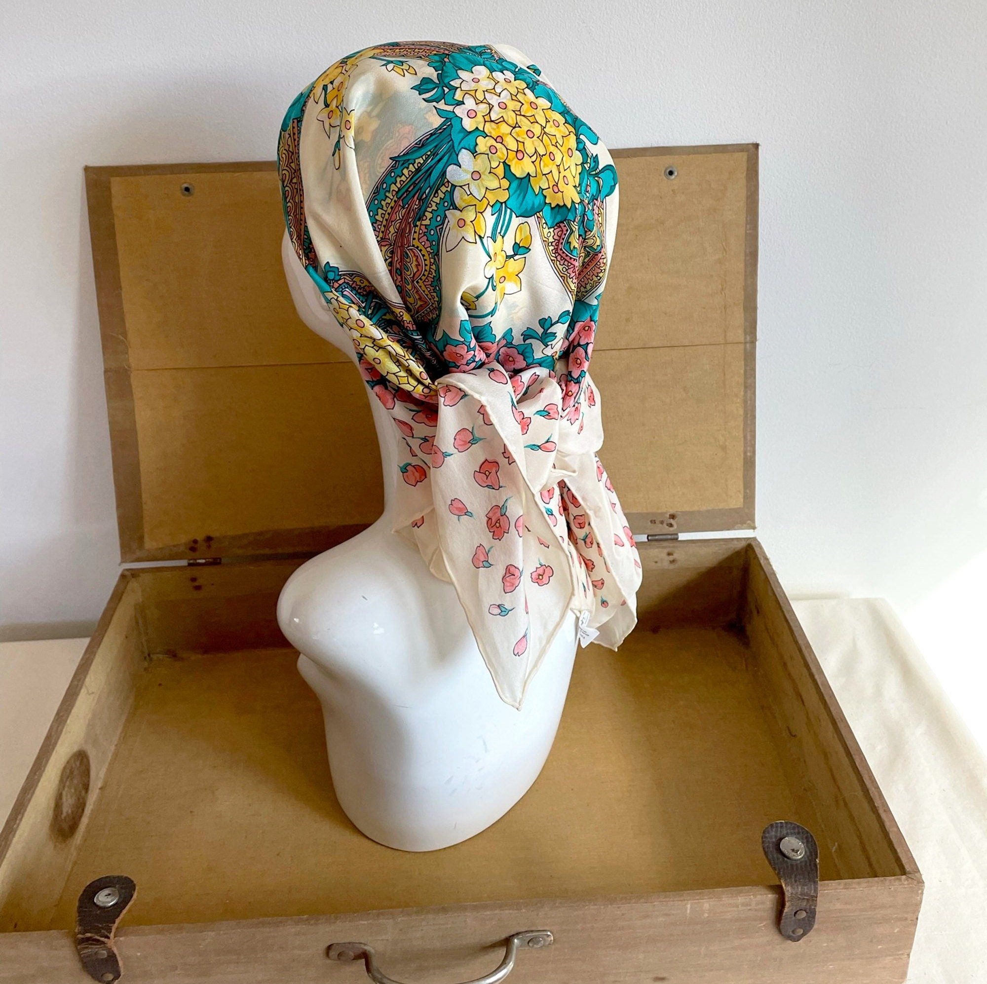 https://i.etsystatic.com/18371887/r/il/5f3130/4753364929/il_fullxfull.4753364929_j704.jpg