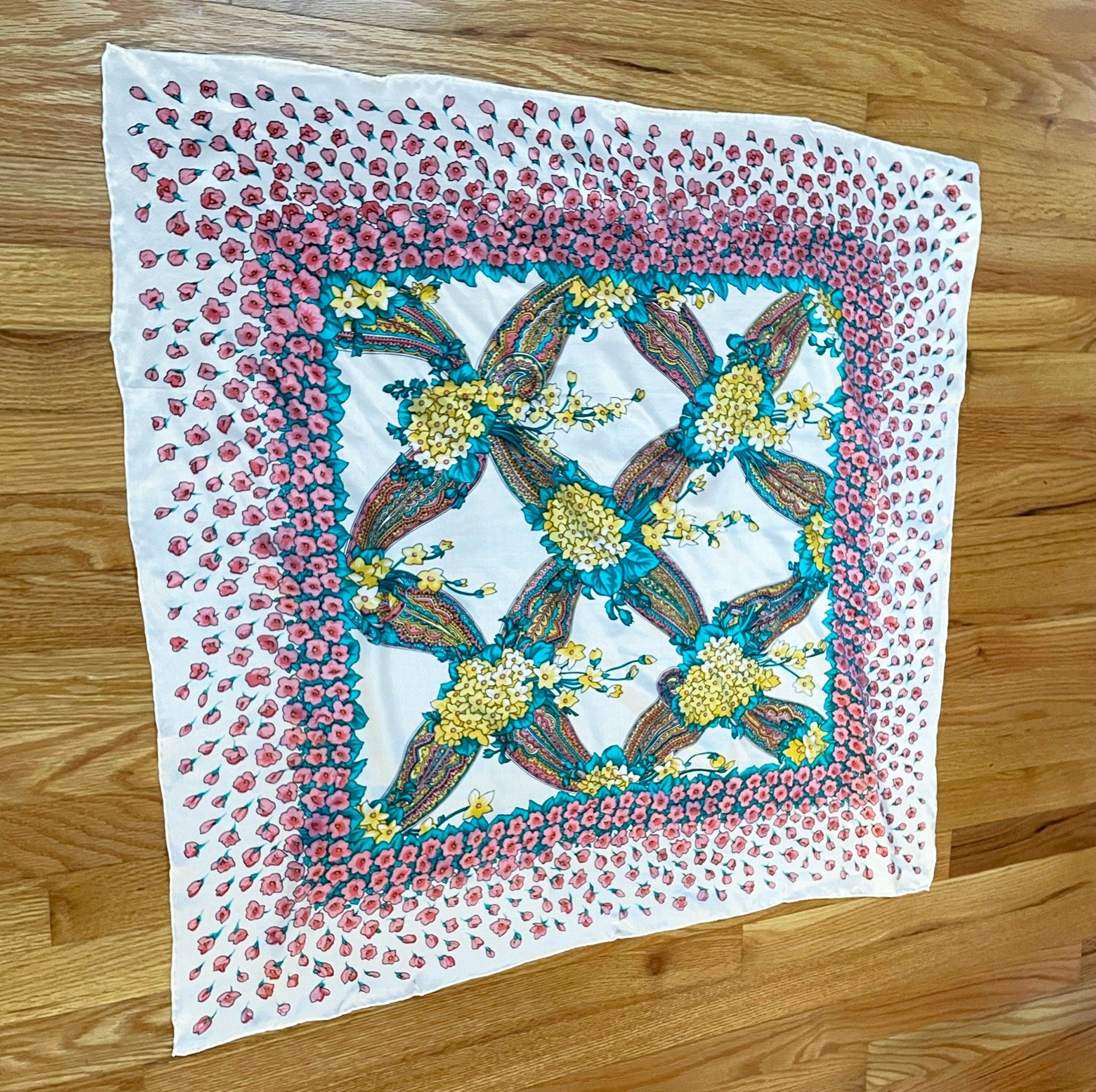 https://i.etsystatic.com/18371887/r/il/7d4475/4705130760/il_fullxfull.4705130760_o6lo.jpg