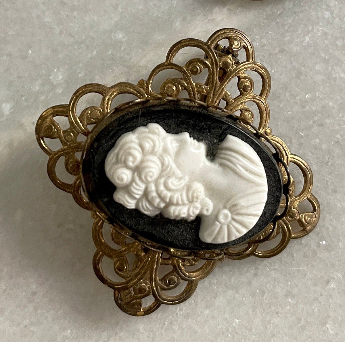 https://i.etsystatic.com/18371887/r/il/9b9f9d/5748081804/il_fullxfull.5748081804_l4rt.jpg