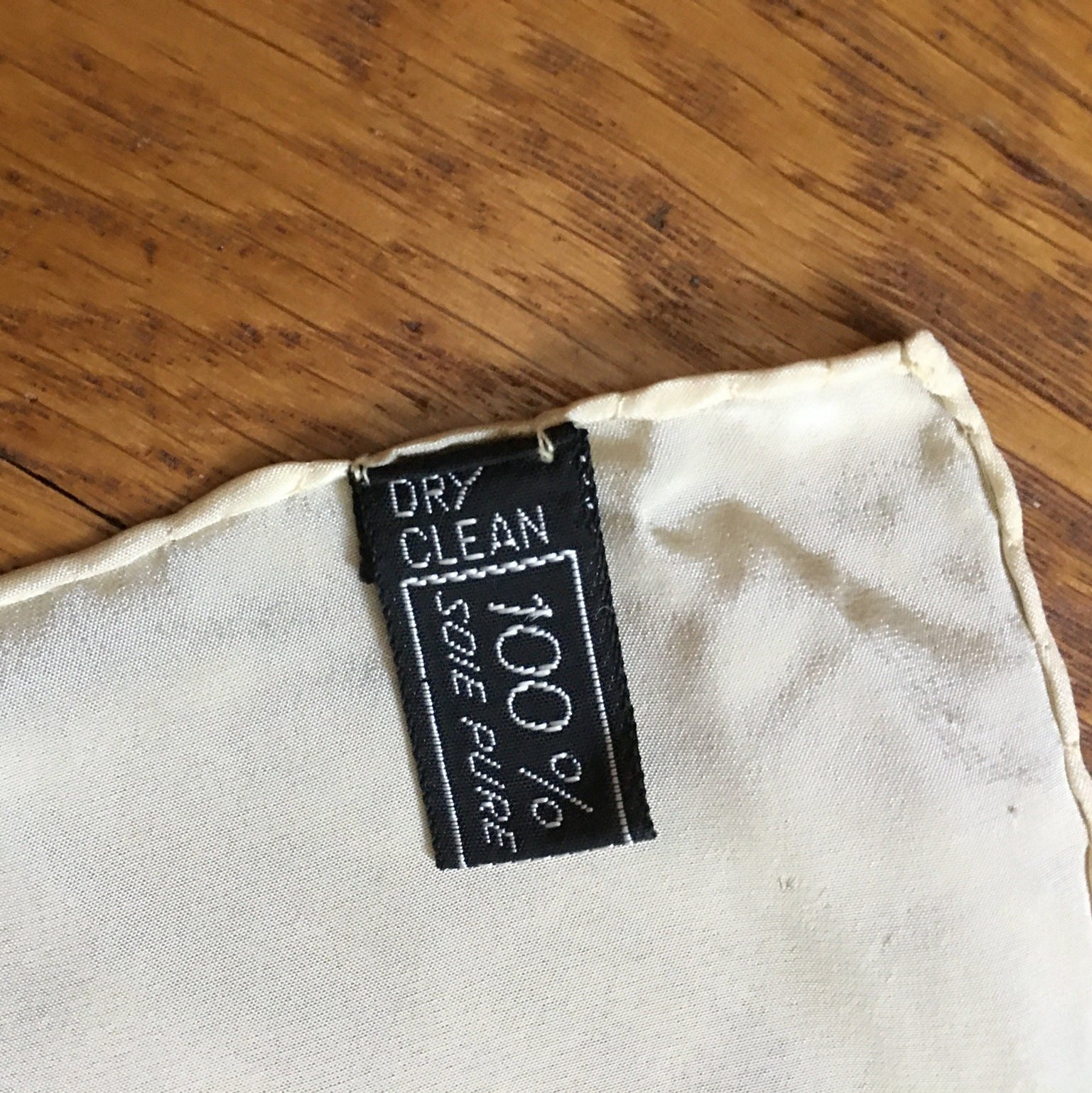 https://i.etsystatic.com/18371887/r/il/9d8877/3397022999/il_fullxfull.3397022999_fj2w.jpg