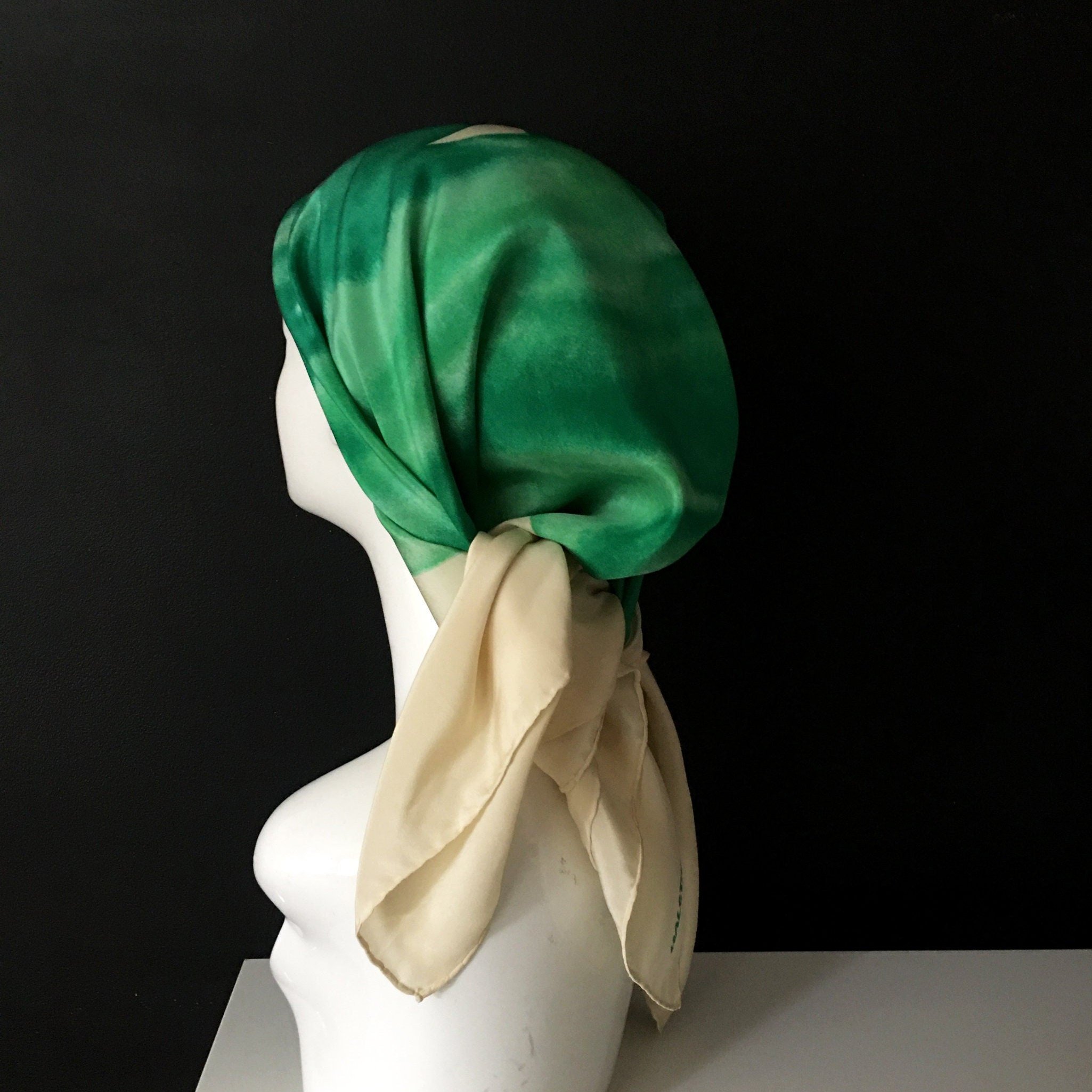 https://i.etsystatic.com/18371887/r/il/5d927b/3397023923/il_fullxfull.3397023923_nbi3.jpg