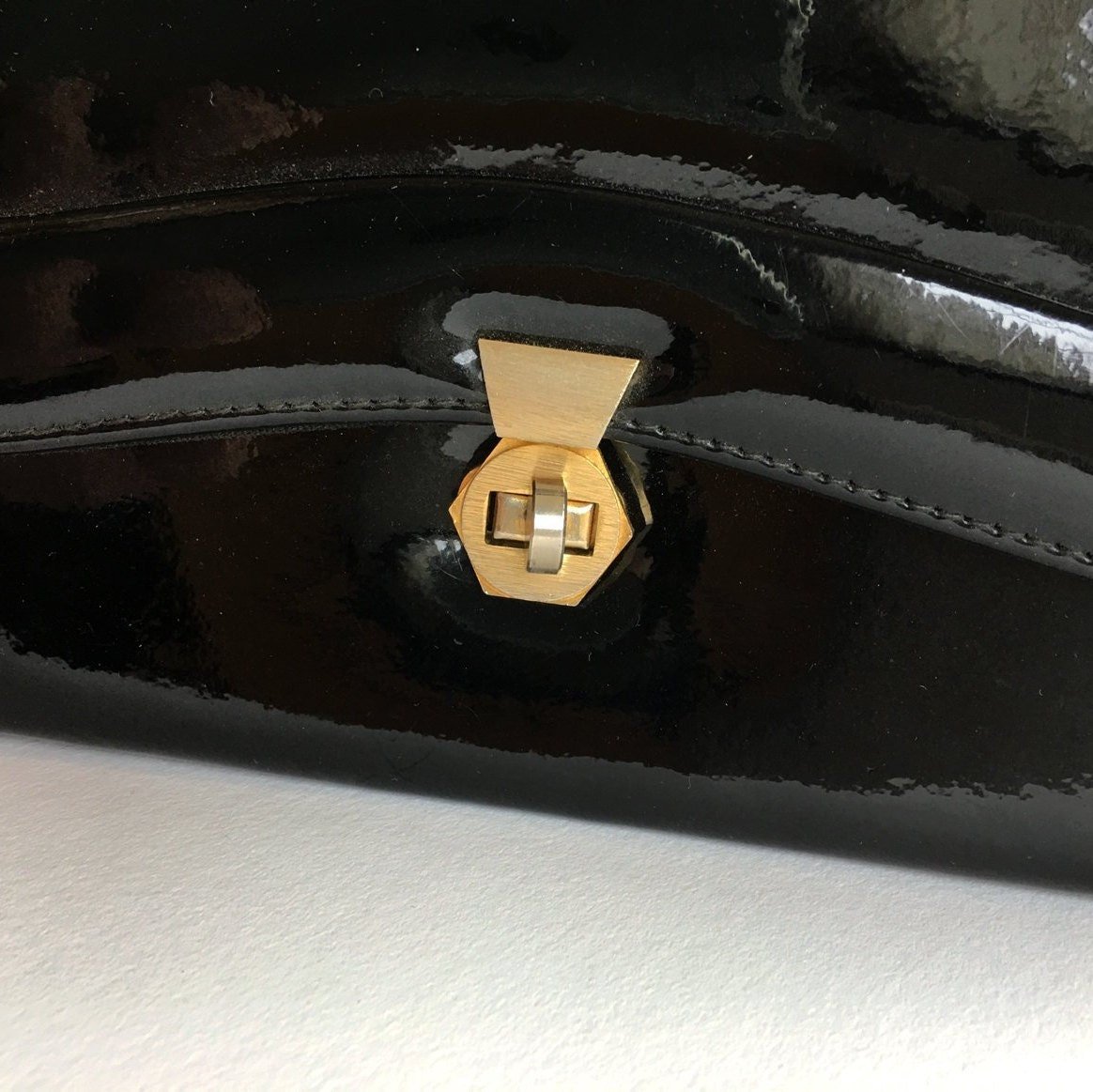 https://i.etsystatic.com/18371887/r/il/29bc69/1878866721/il_fullxfull.1878866721_nj38.jpg