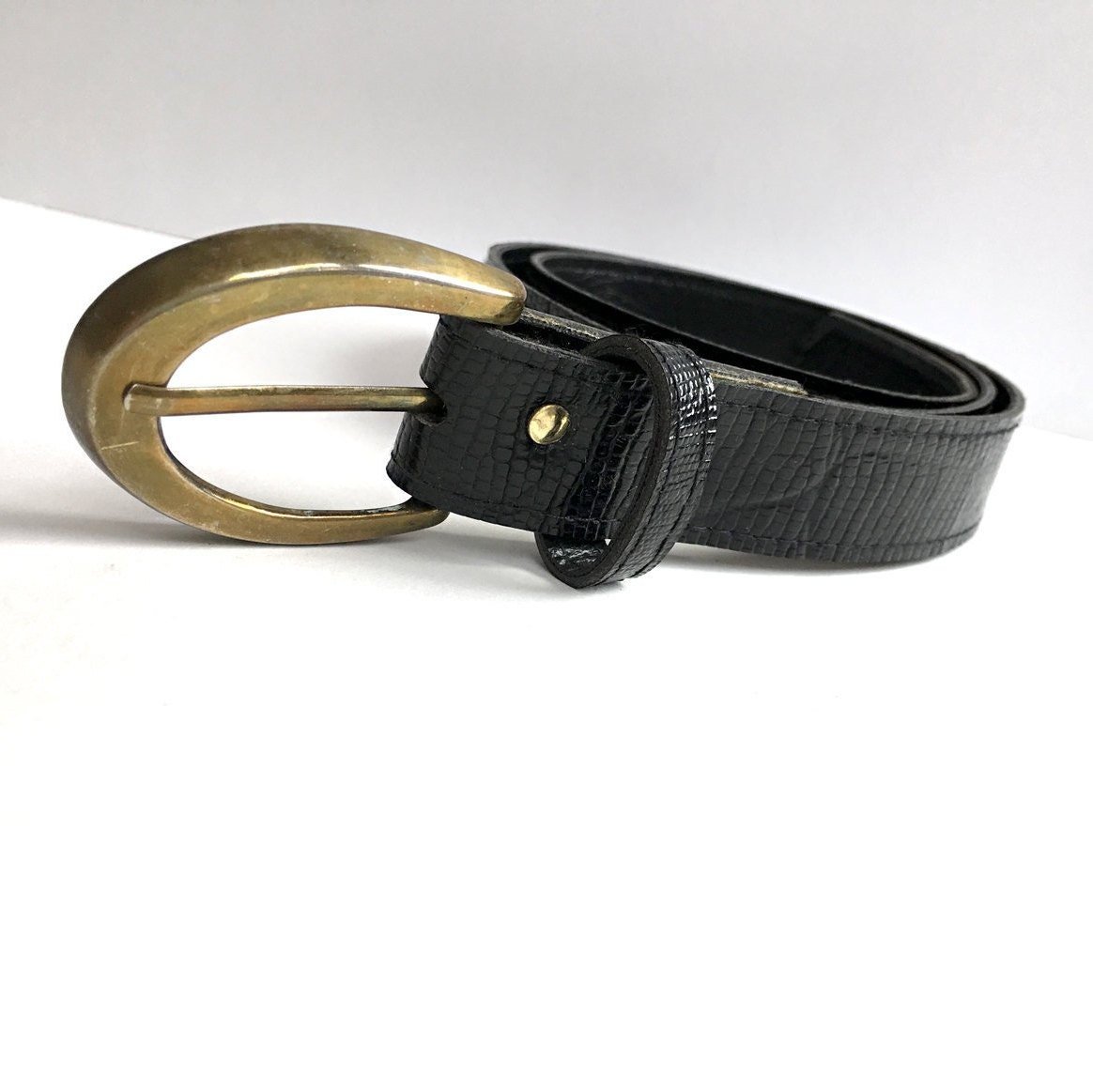 https://i.etsystatic.com/18371887/r/il/f98b65/1654472540/il_fullxfull.1654472540_s7at.jpg