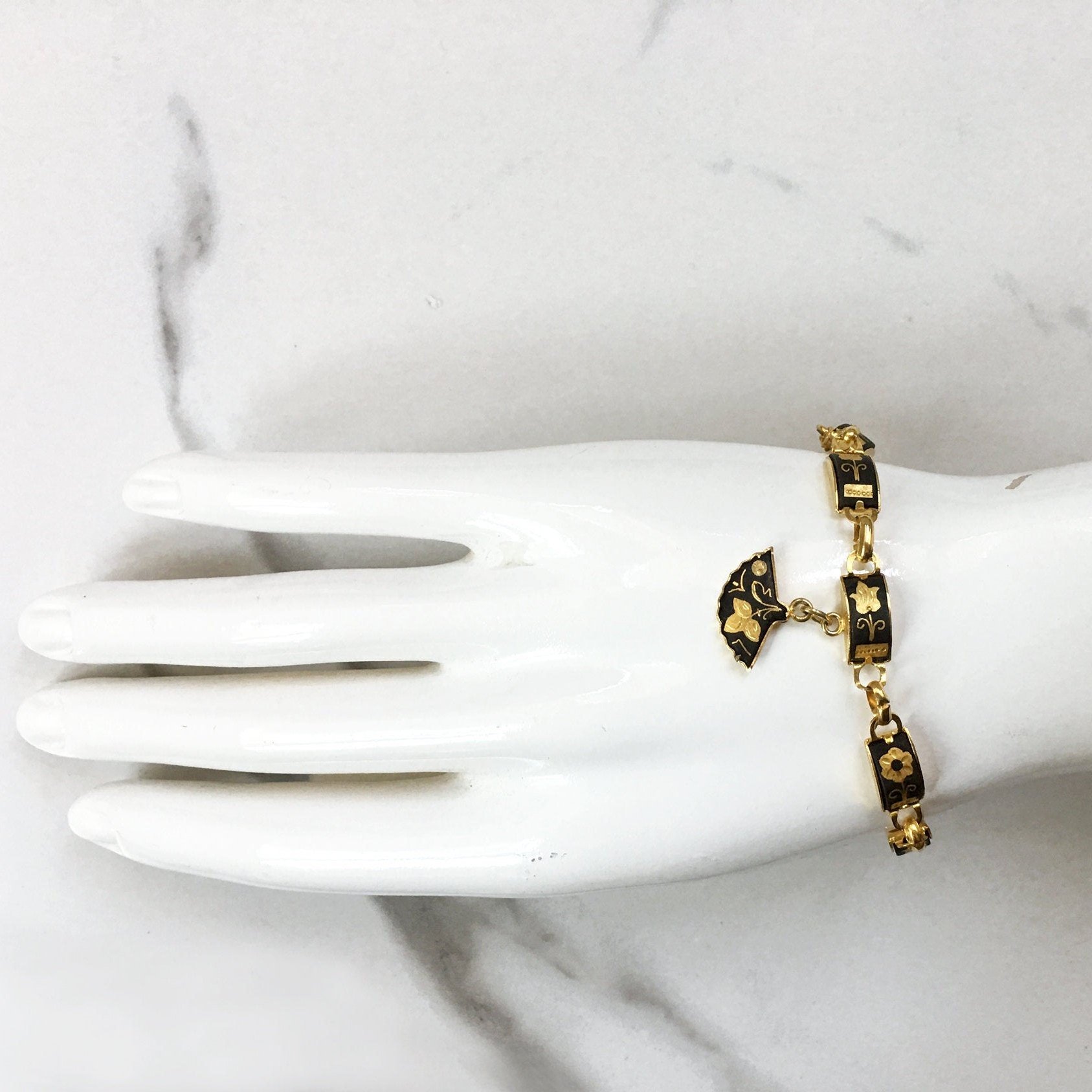 https://i.etsystatic.com/18371887/r/il/8d4122/2085232411/il_fullxfull.2085232411_nus3.jpg