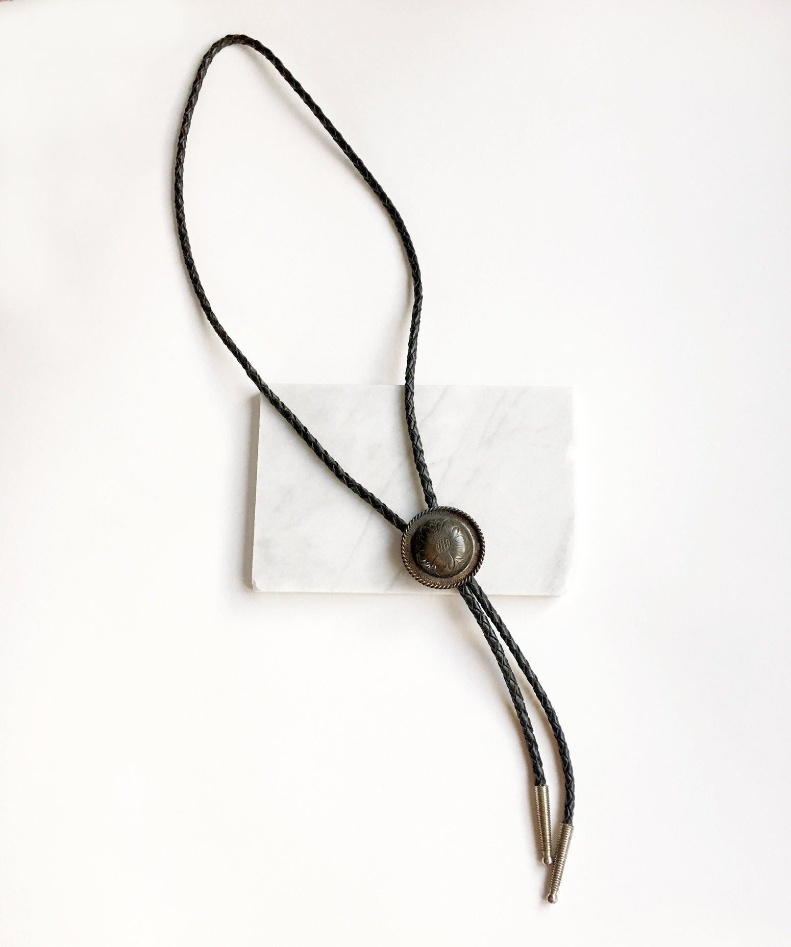 https://i.etsystatic.com/18371887/r/il/070b67/1831752674/il_fullxfull.1831752674_bf55.jpg