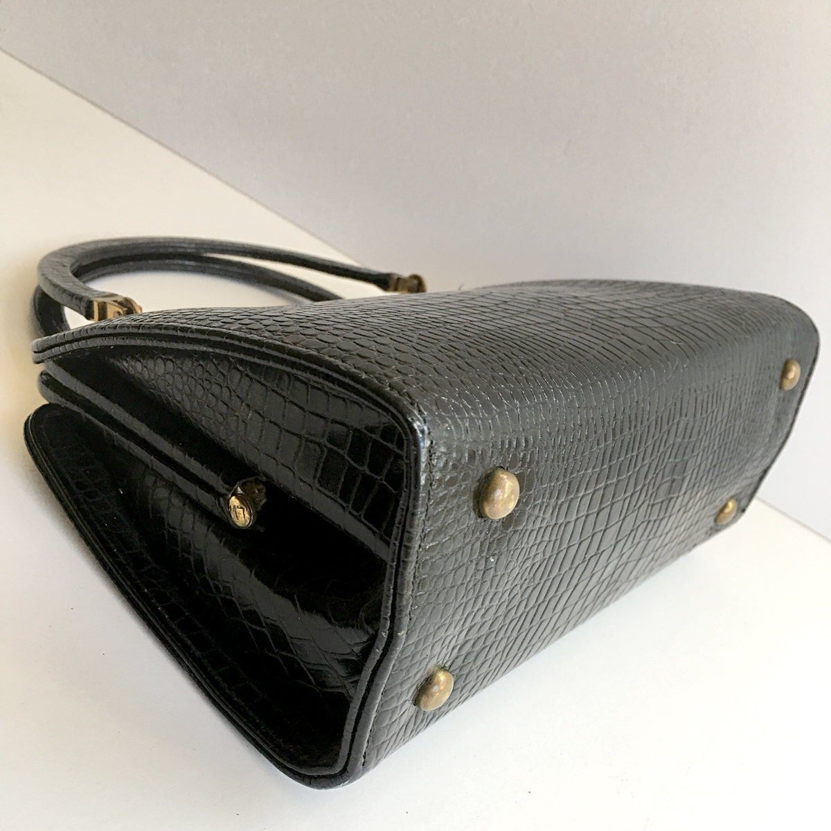 https://i.etsystatic.com/18371887/r/il/0c6ab7/1650431485/il_fullxfull.1650431485_tdix.jpg