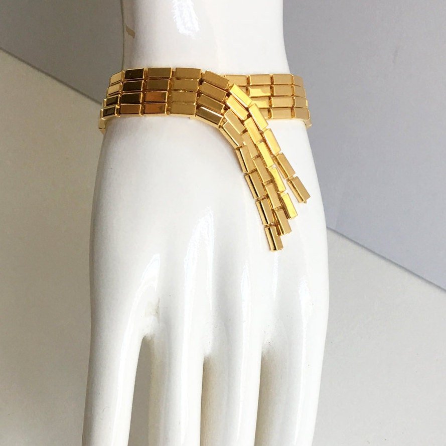 https://i.etsystatic.com/18371887/r/il/96d5a2/1649582919/il_fullxfull.1649582919_a44a.jpg